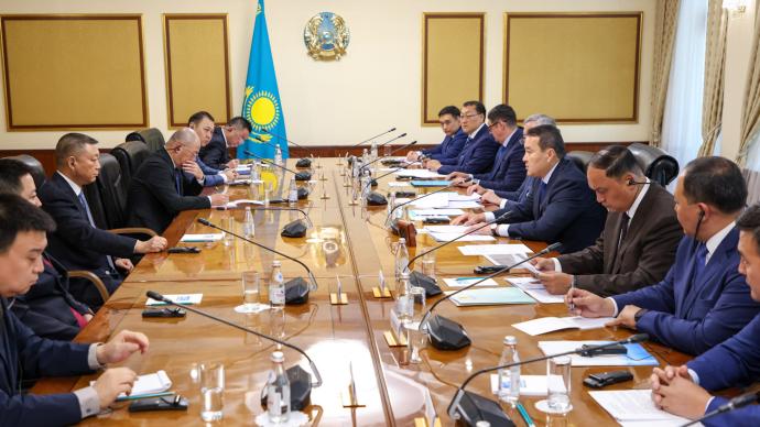 Chinese holding Xinjiang Hualing ready to invest in Kazakhstan projects